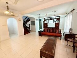 Truro Road (D8), Terrace #595789051